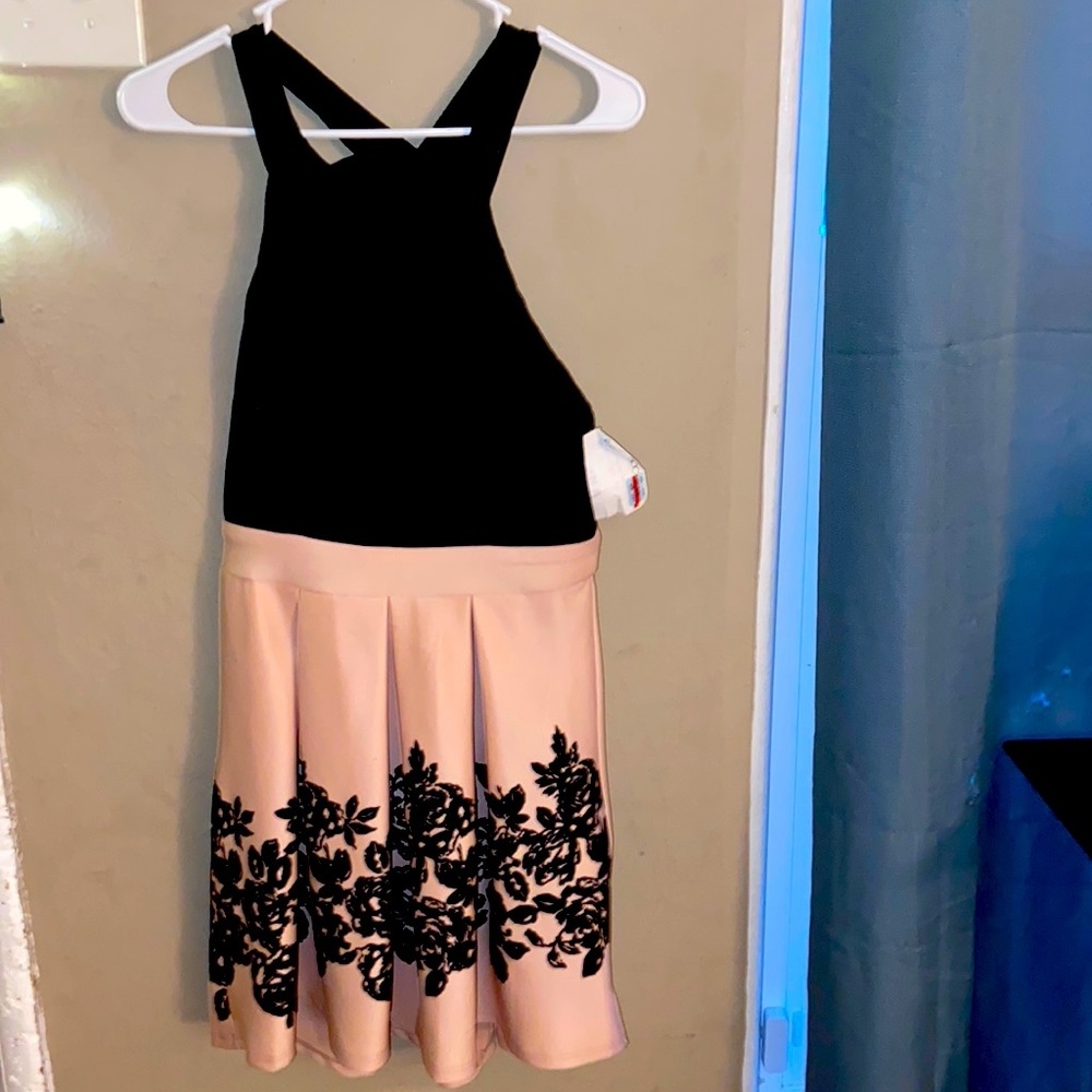 classier-than-a-poodle-skirt dress